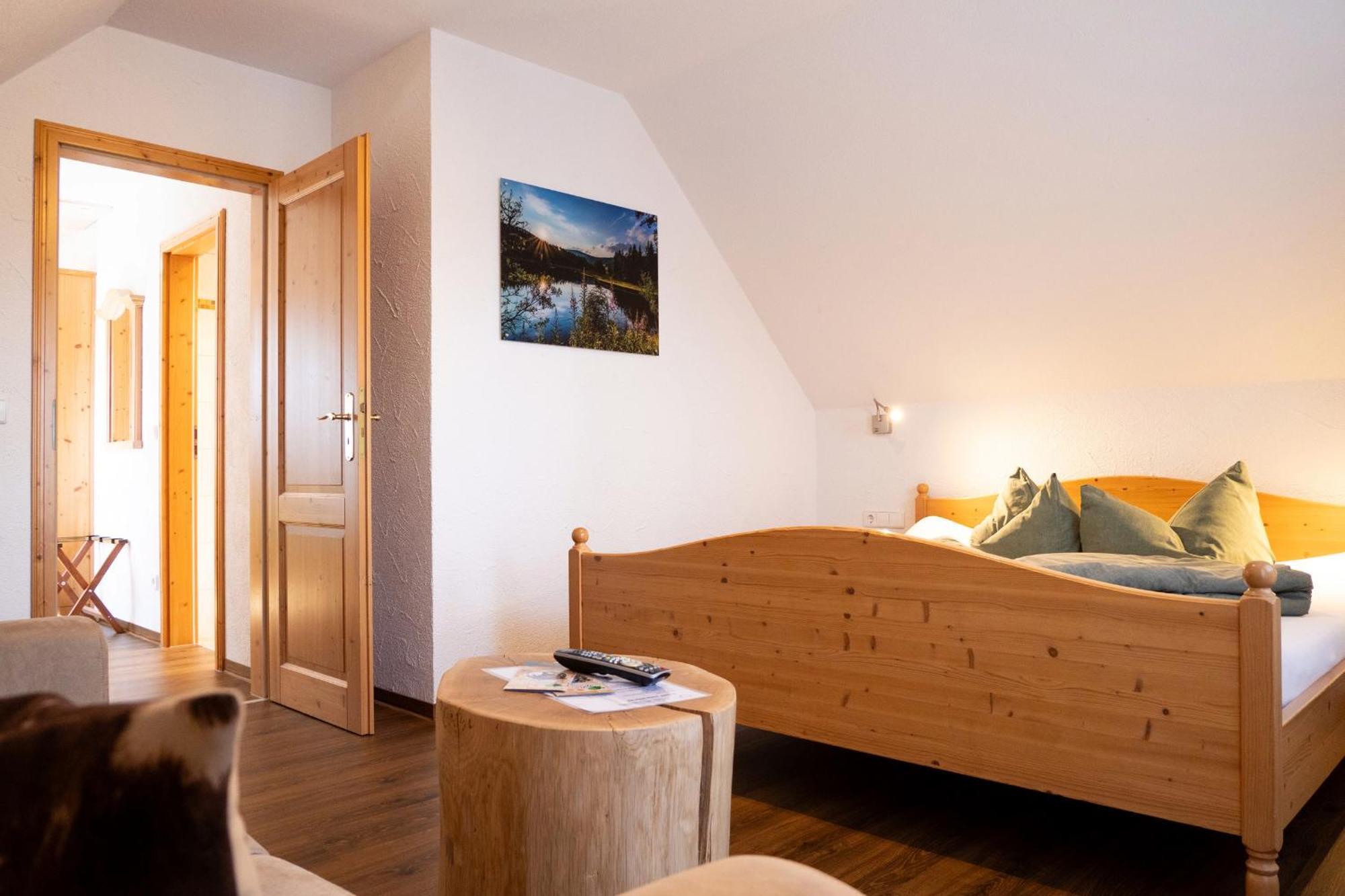 Pension Waldwinkel Lenzkirch Exterior foto